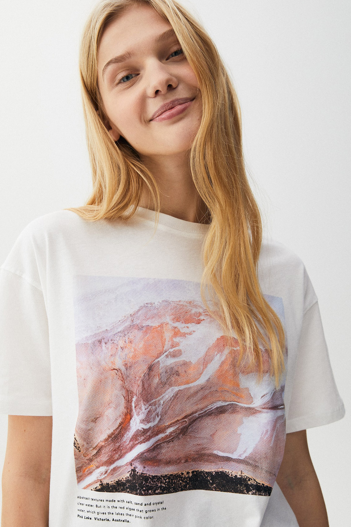 Short Sleeve T-Shirt With Landscape Graphic - Imagen 3