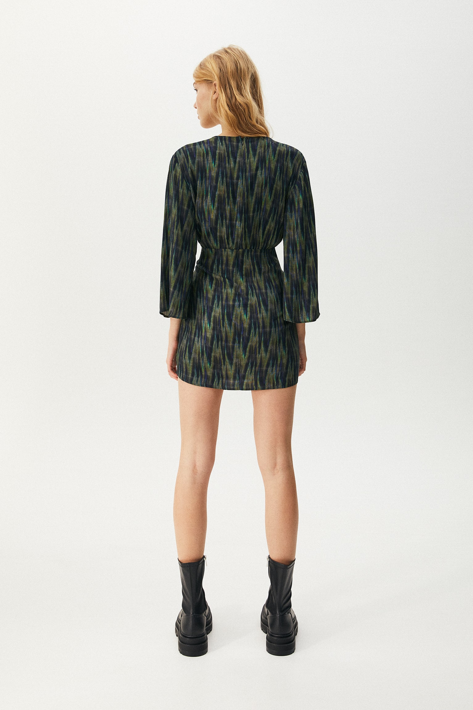 Short Dress With Knotted Skirt - Imagen 2