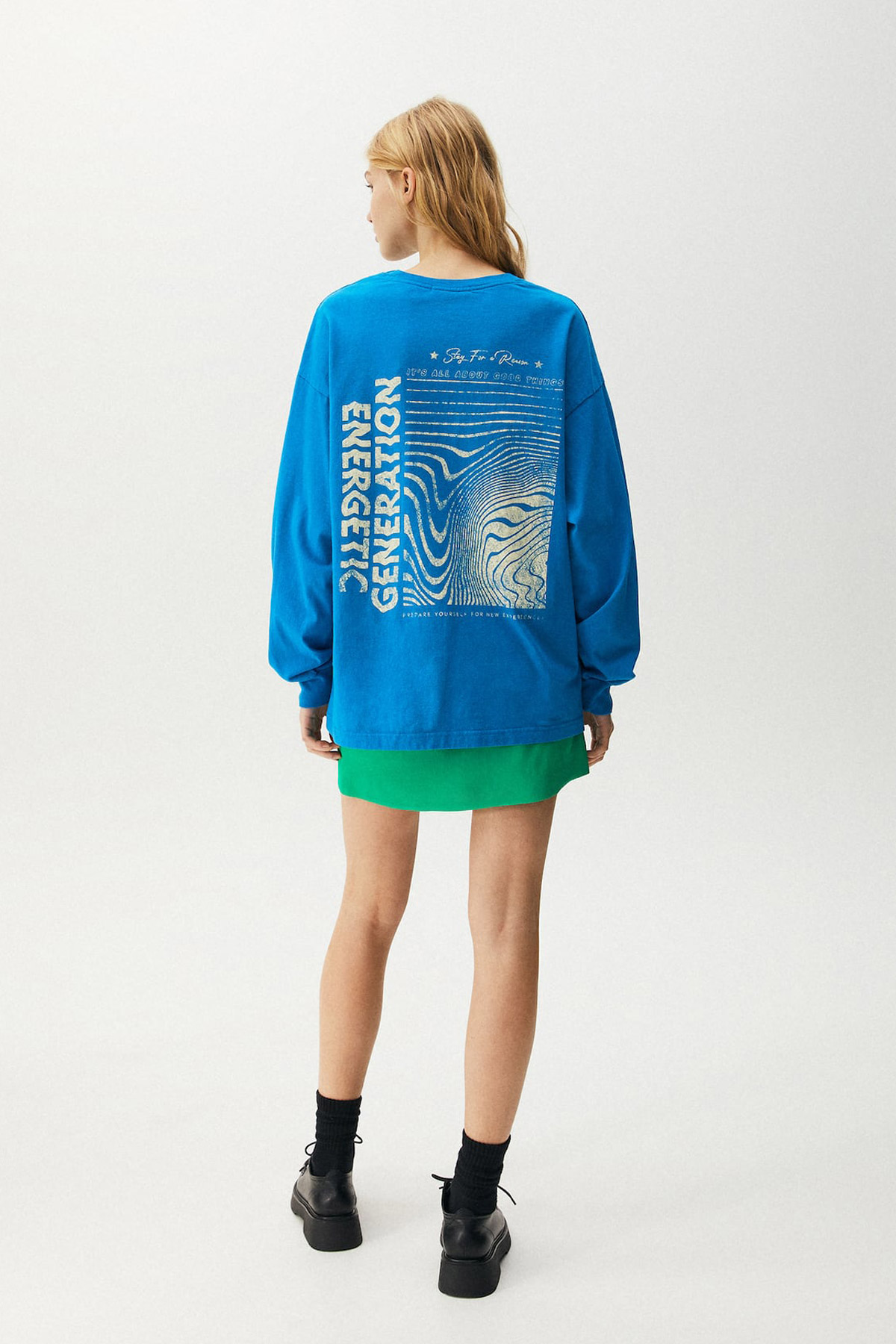 Long Sleeve Graphic T-shirt - Imagen 2